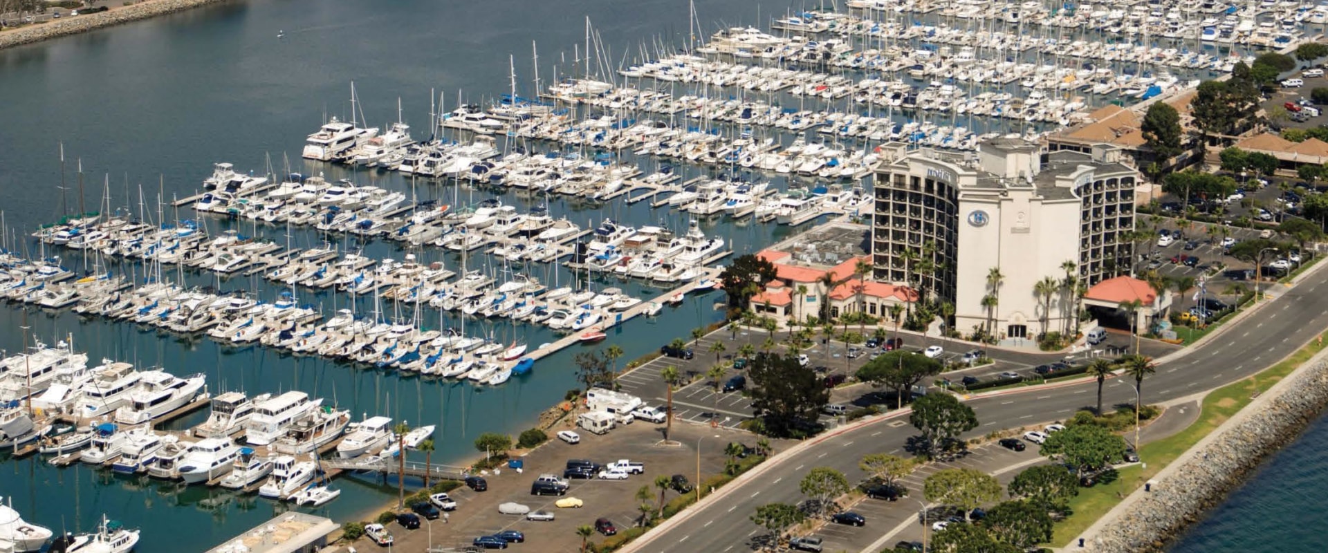 A Complete Guide to Hull Inspections and Repairs at Crown Pointe Marina